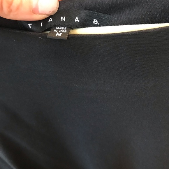 Black Knee Length Dress - Picture 3 of 4